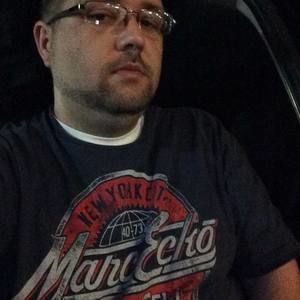 Meet your Posher, Kevin